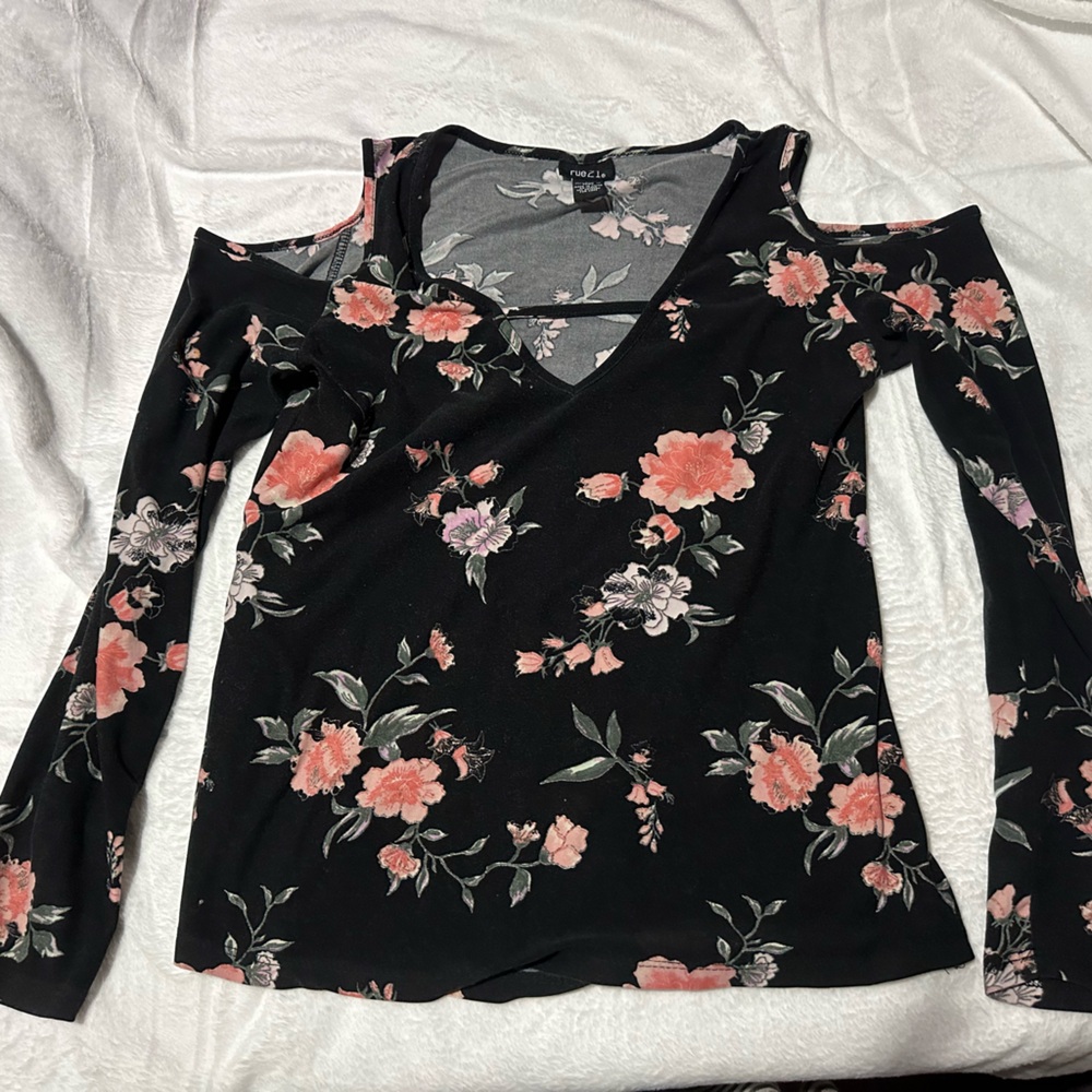 Rue 21 Cute Floral Shirt